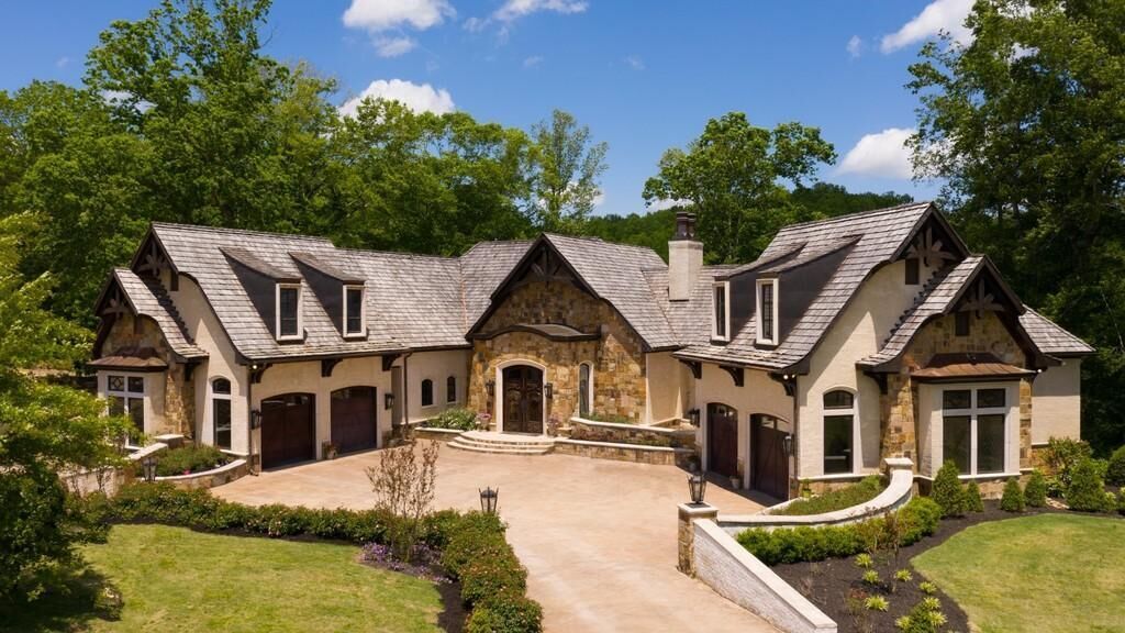 #5. 1050 Pine Creek Falls Rd, Smithville